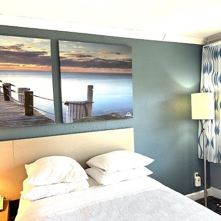 Days Inn By Wyndham Pensacola - Historic Downtown Εξωτερικό φωτογραφία