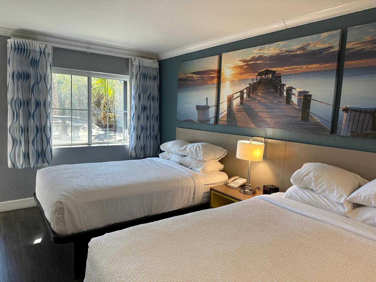 Days Inn By Wyndham Pensacola - Historic Downtown Εξωτερικό φωτογραφία
