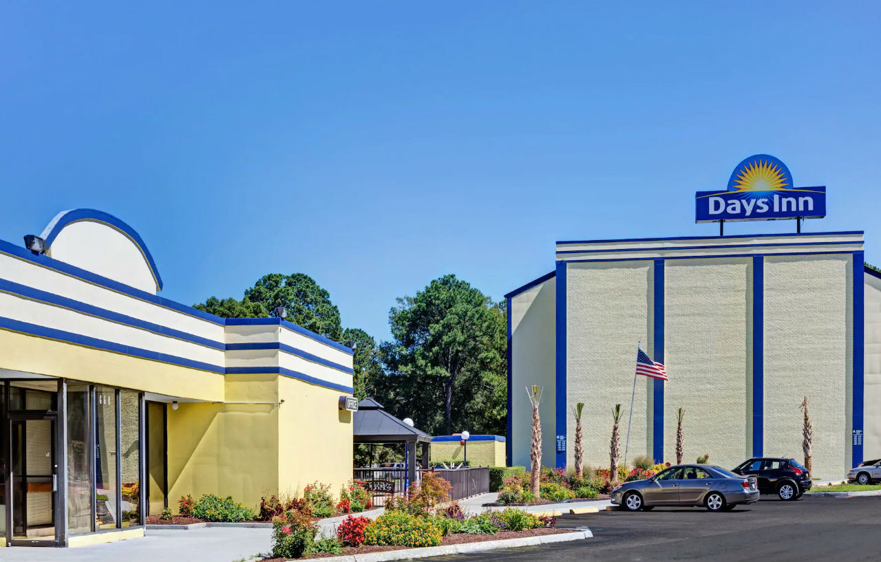 Days Inn By Wyndham Pensacola - Historic Downtown Εξωτερικό φωτογραφία